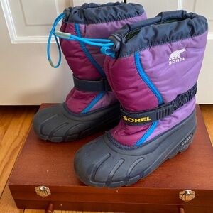 Sorel Boots Sz 3
